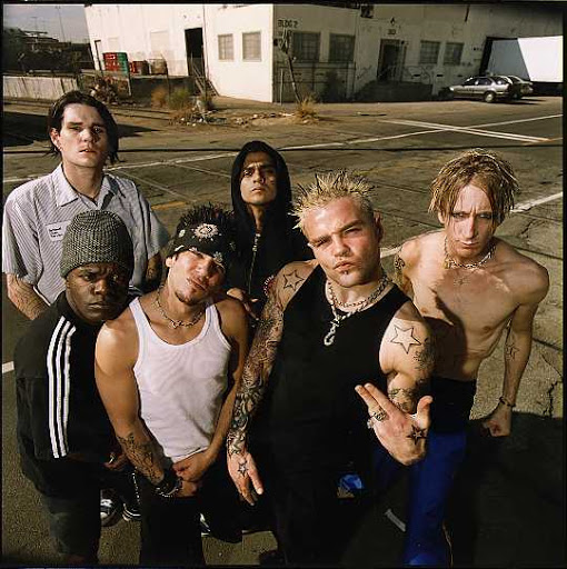 دانلود آهنگ Crazy Town - Butterfly
