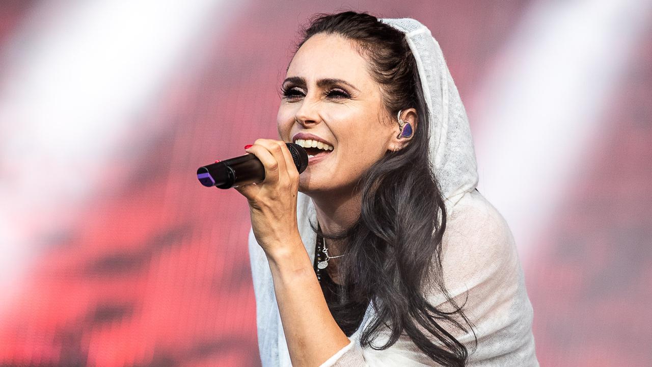 دانلود آهنگ Within Temptation ft.Jacoby Shaddix - The Reckoning