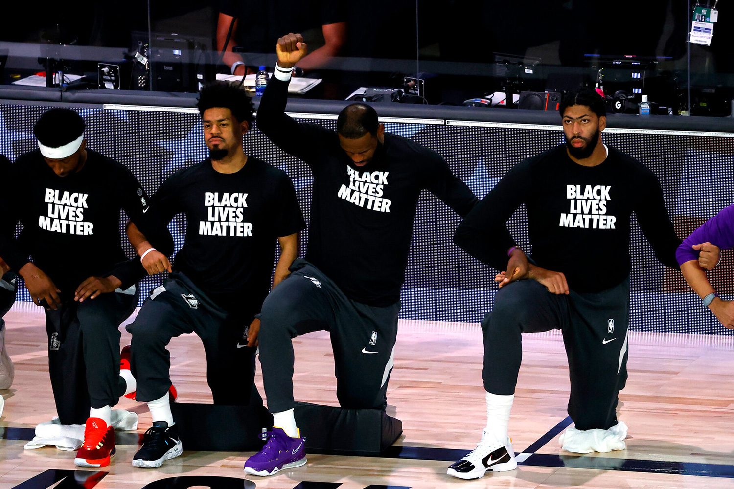 لبران جیمز - لس آنجلس لیکرز - لیگ بسکتبال NBA - دونالد ترامپ