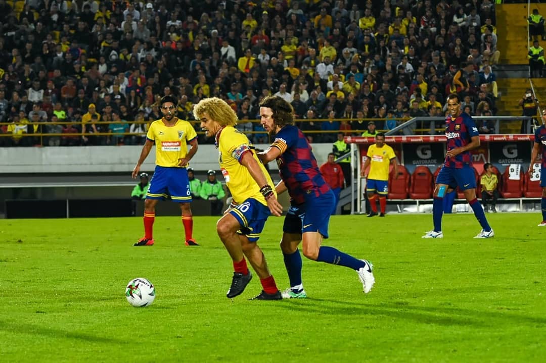 اسطورههای بارسلونا 1-1 اسطورههای کلمبیا؛ پایان تور اساطیر بلوگرانا در کلمبیا