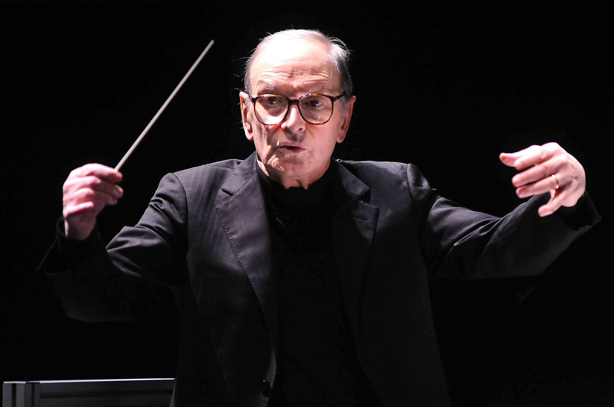 دانلود آهنگ بی کلام Ennio Morricone - The Ecstasy Of Gold (موسیقی فیلم خوب، بد، زشت)