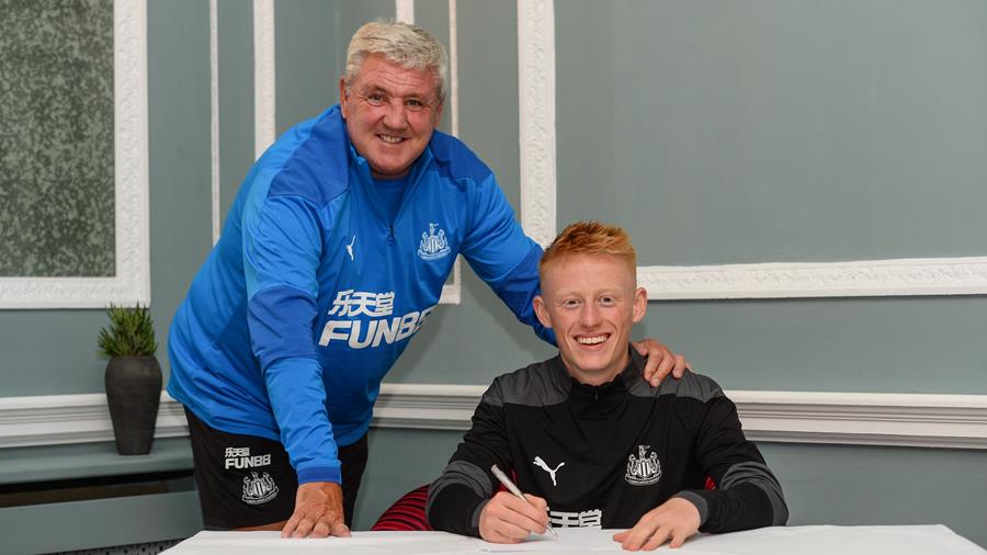 نیوکاسل / لیگ برتر انگلیس / Newcastle United / تمدید قرارداد