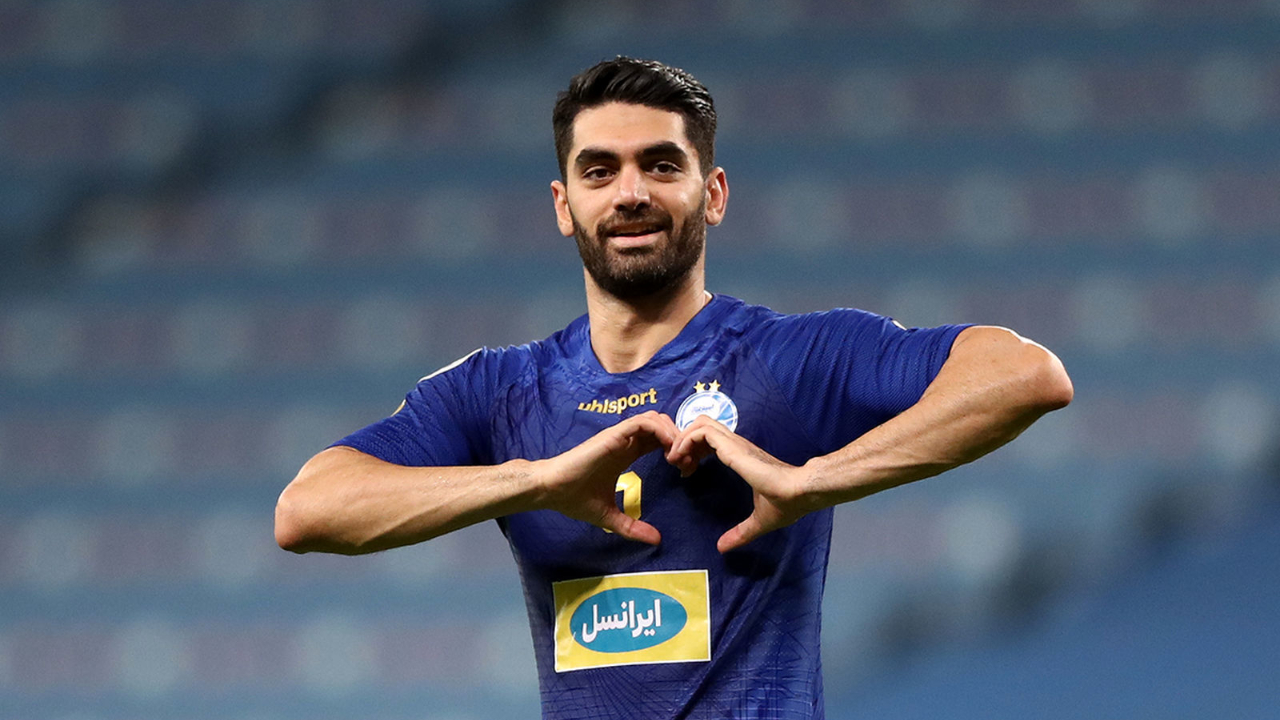 هافبک استقلال