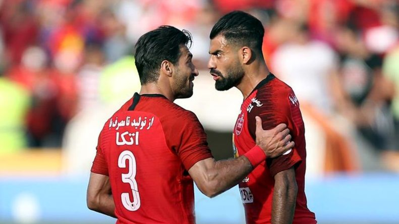 محمدحسین کنعانی زادگان: 10 سال دیگر هم سفید امضا می کنم / بازیکن باید پول بدهد تا به پرسپولیس بیاید
