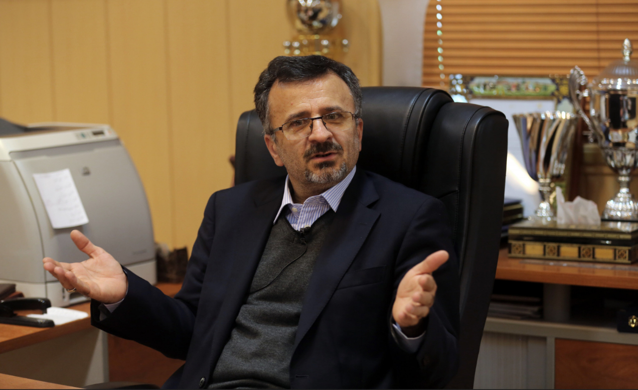محمدرضا داورزنی عضو هیات رییسه کنفدراسیون والیبال آسیا باقی ماند
