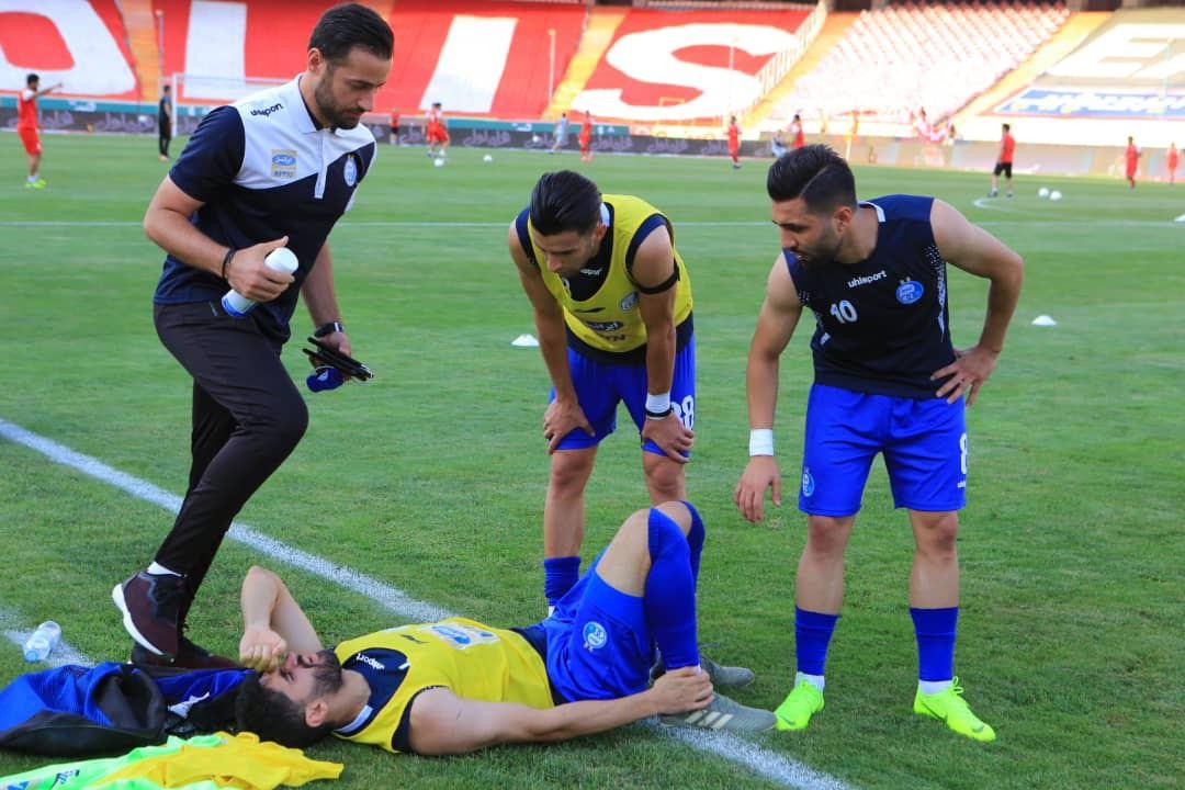 هافبک استقلال