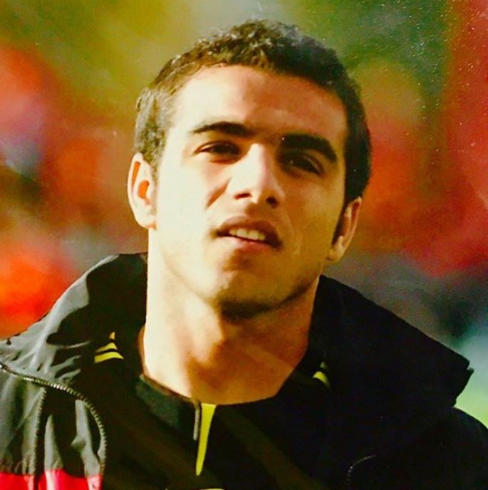 عادل کلاه کج