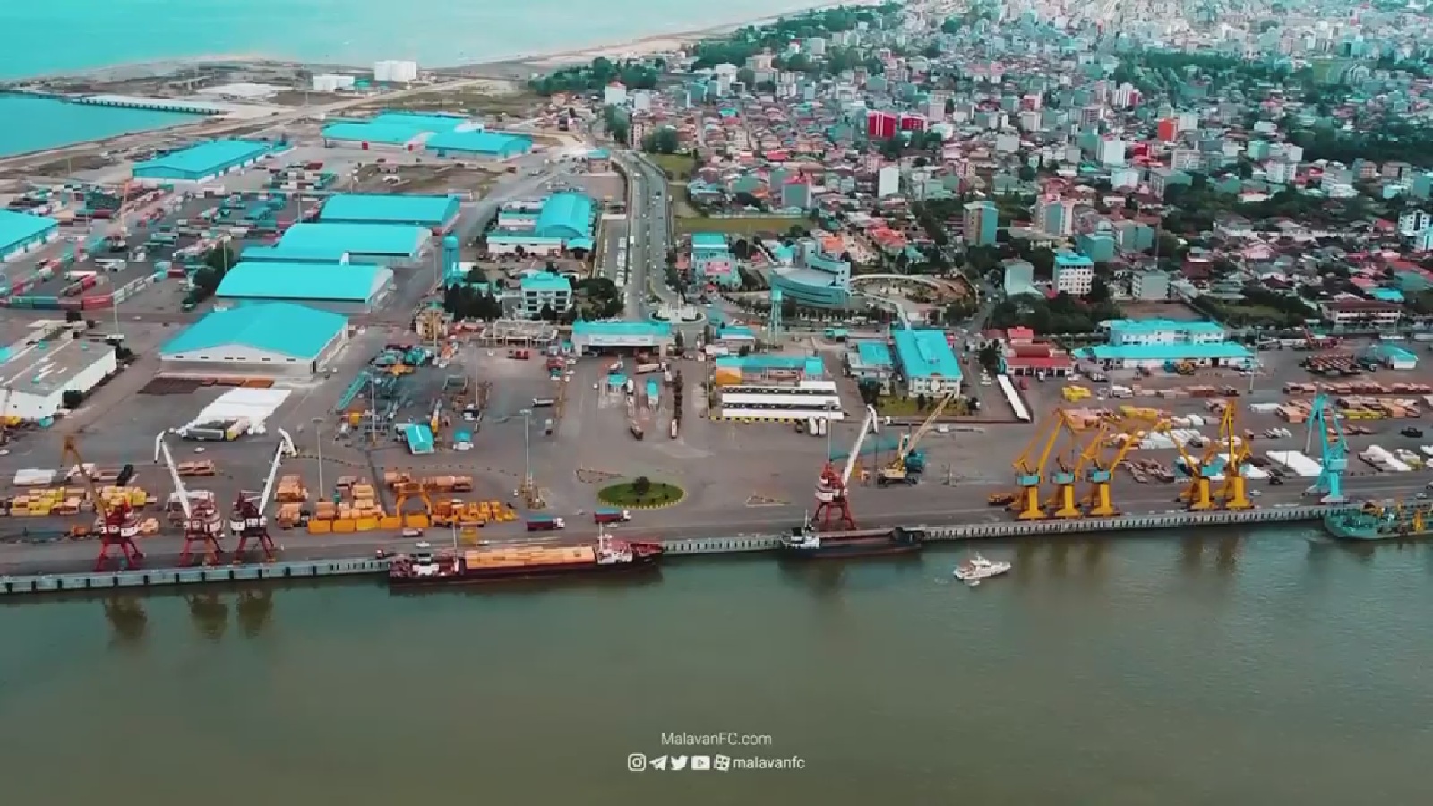 تیزر زیبای باشگاه ملوان بندر انزلی برای رونمایی از کیت رسمی تیم برای فصل 1399/1400 / ویدیو