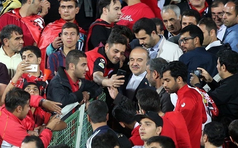 آقای وزیر، پرسپولیس مدیر وحدت آفرین می خواهد