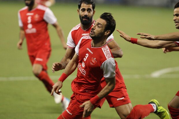 شجاع خلیل زاده: امیدوارم پرسپولیس کار نیمه تمام را تمام کند و قهرمان شود