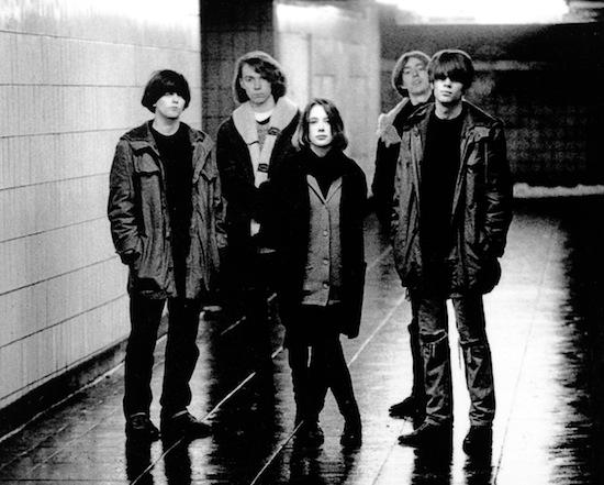 دانلود آهنگ Slowdive - Sugar for the Pill