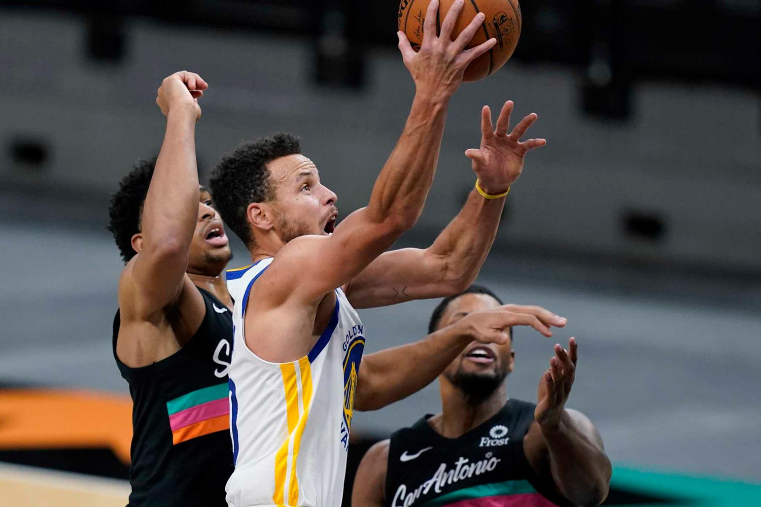 stephen curry - golden state warriors - nba games