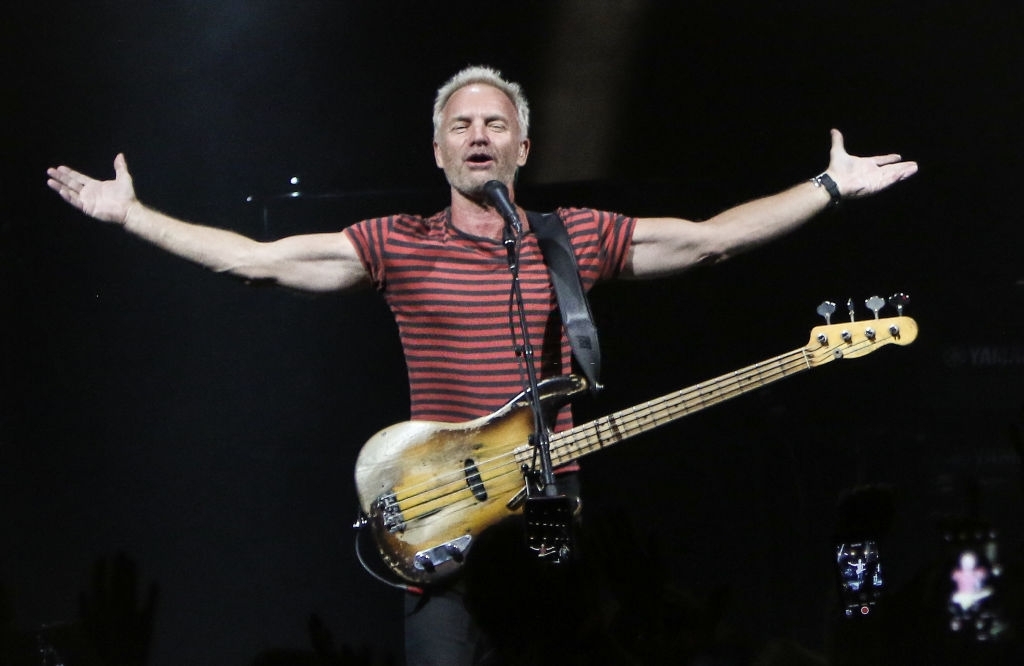 دانلود آهنگ Sting - When We Dance (موسیقی فیلم دلفین)