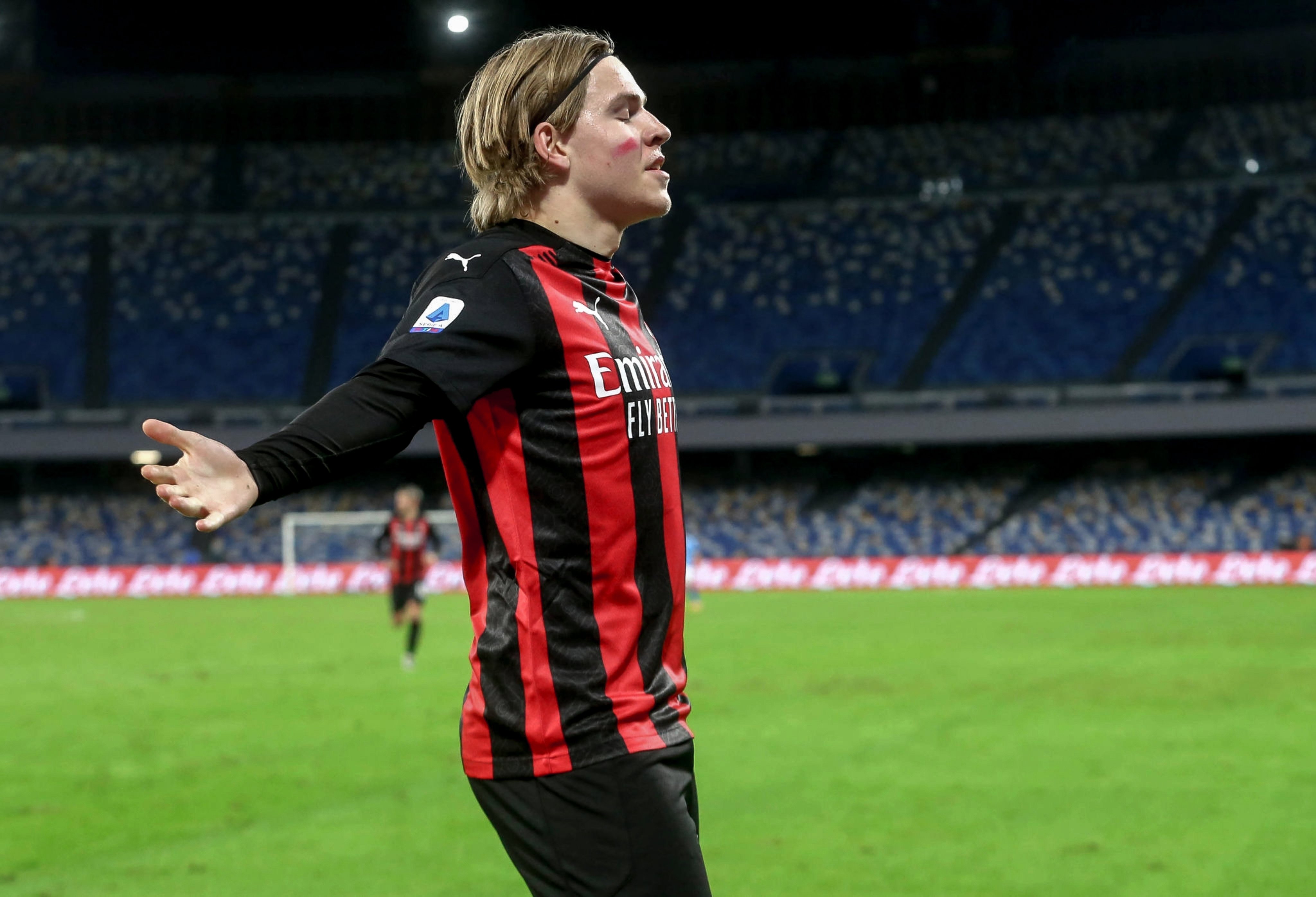 میلان / Ac Milan / سری آ / Serie A / گلزنی مقابل ناپولی / اولین گل در سری آ
