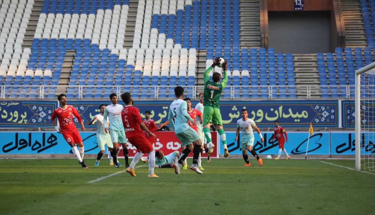 شهر خودرو 1-0 سایپا / درخشش منادی مانع از باخت سایپا نشد