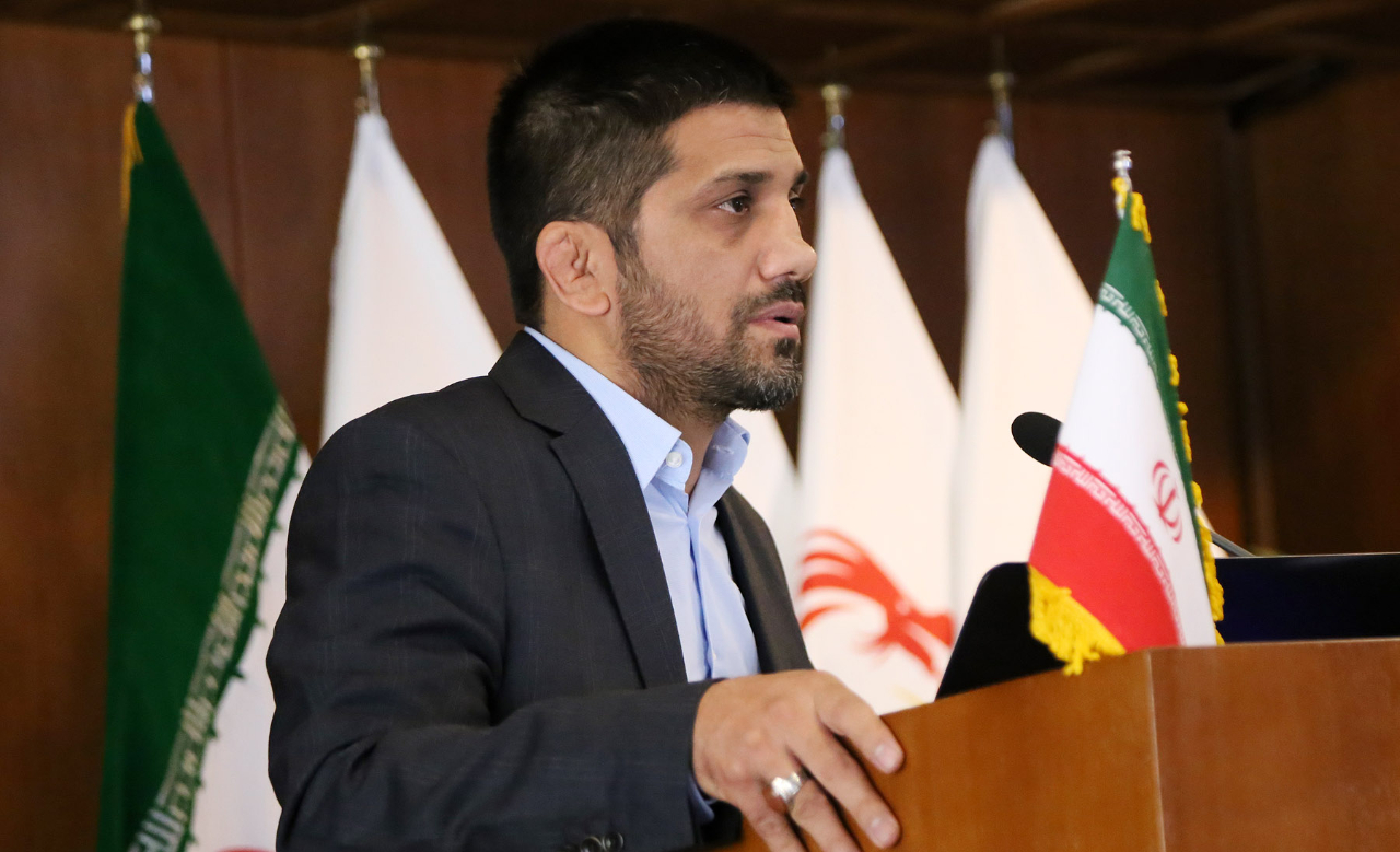 علیرضا دبیر: از عملکرد برخی روسای هیات ها ناراضی ام / ریاست فقط پشت میز نشستن نیست