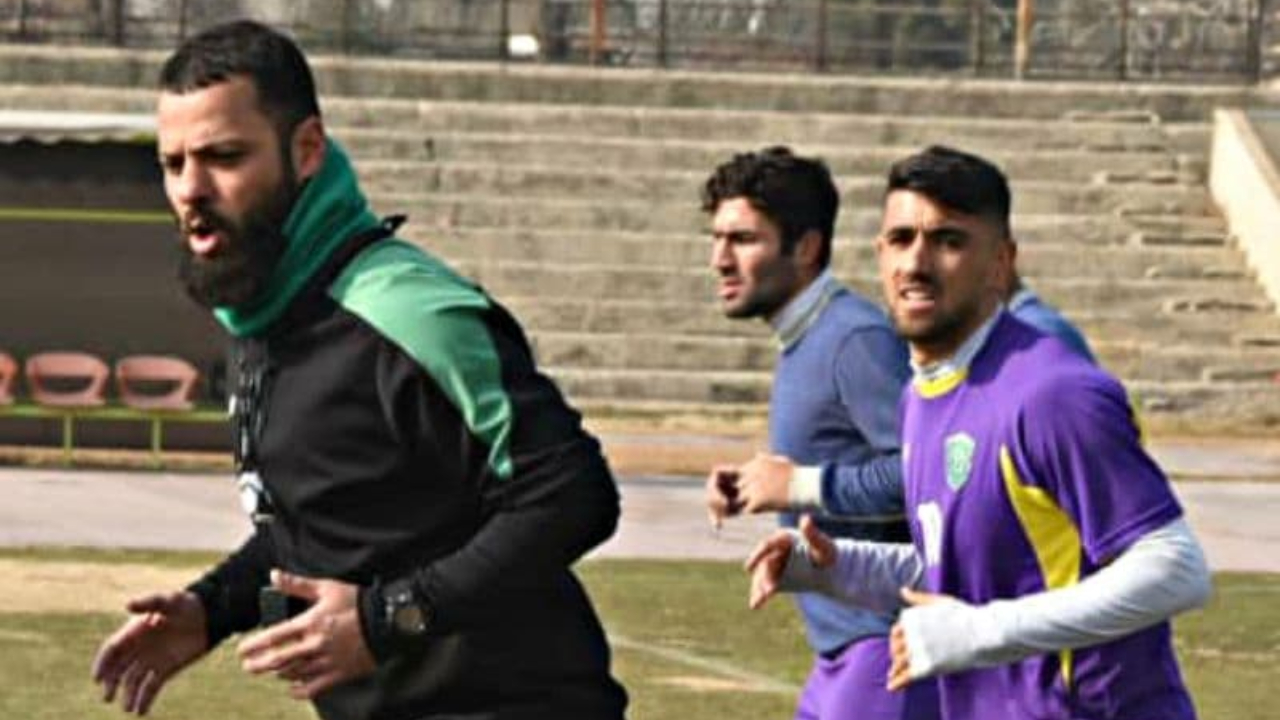 ماشین سازی با تمامی نفرات تمرین کرد