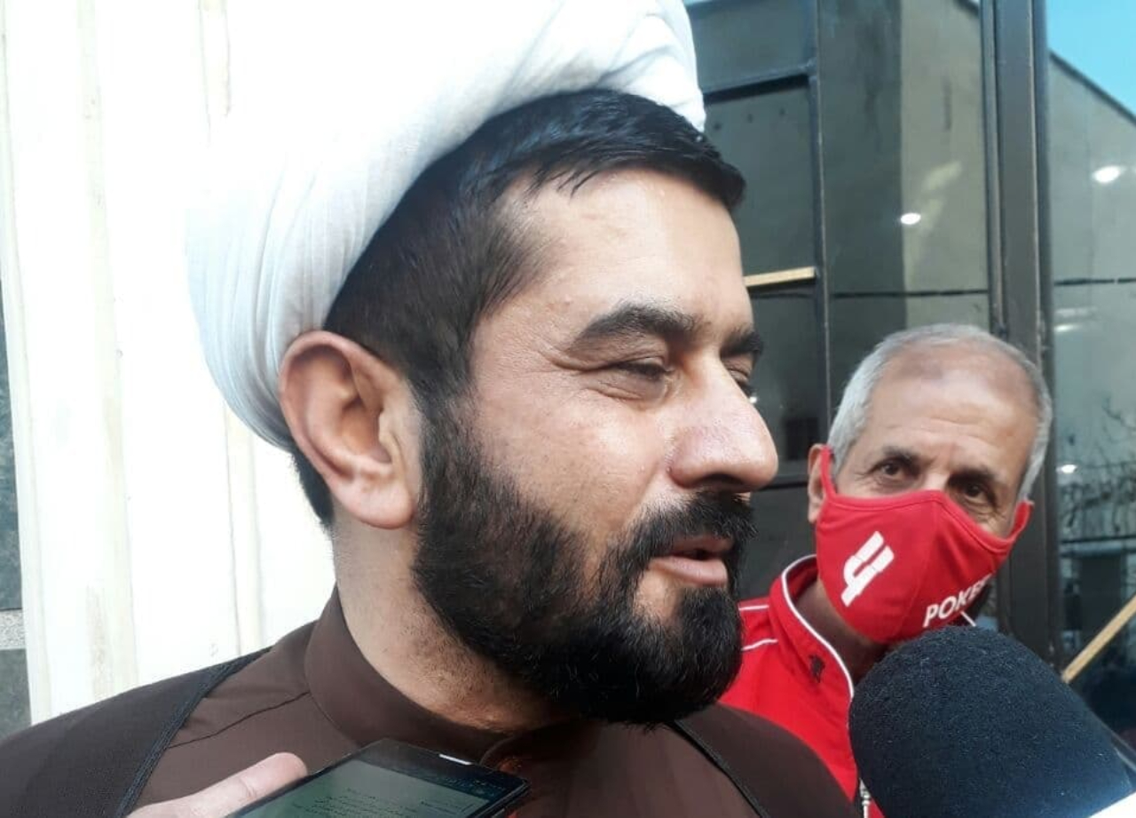 یک روحانی برای انتخابات ریاست فدراسیون فوتبال ثبت نام کرد