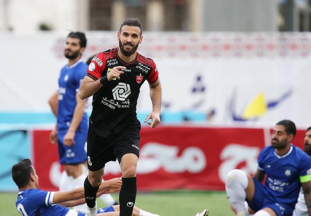 گل گهر 0-5 پرسپولیس / با اقتدار در صدر