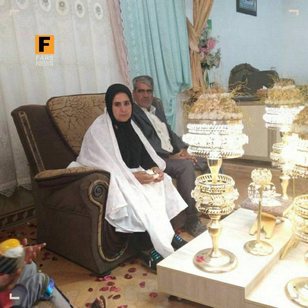 خیلی خدایی 32 سال منتظر باشی یا بشینی به پای عشقت ???