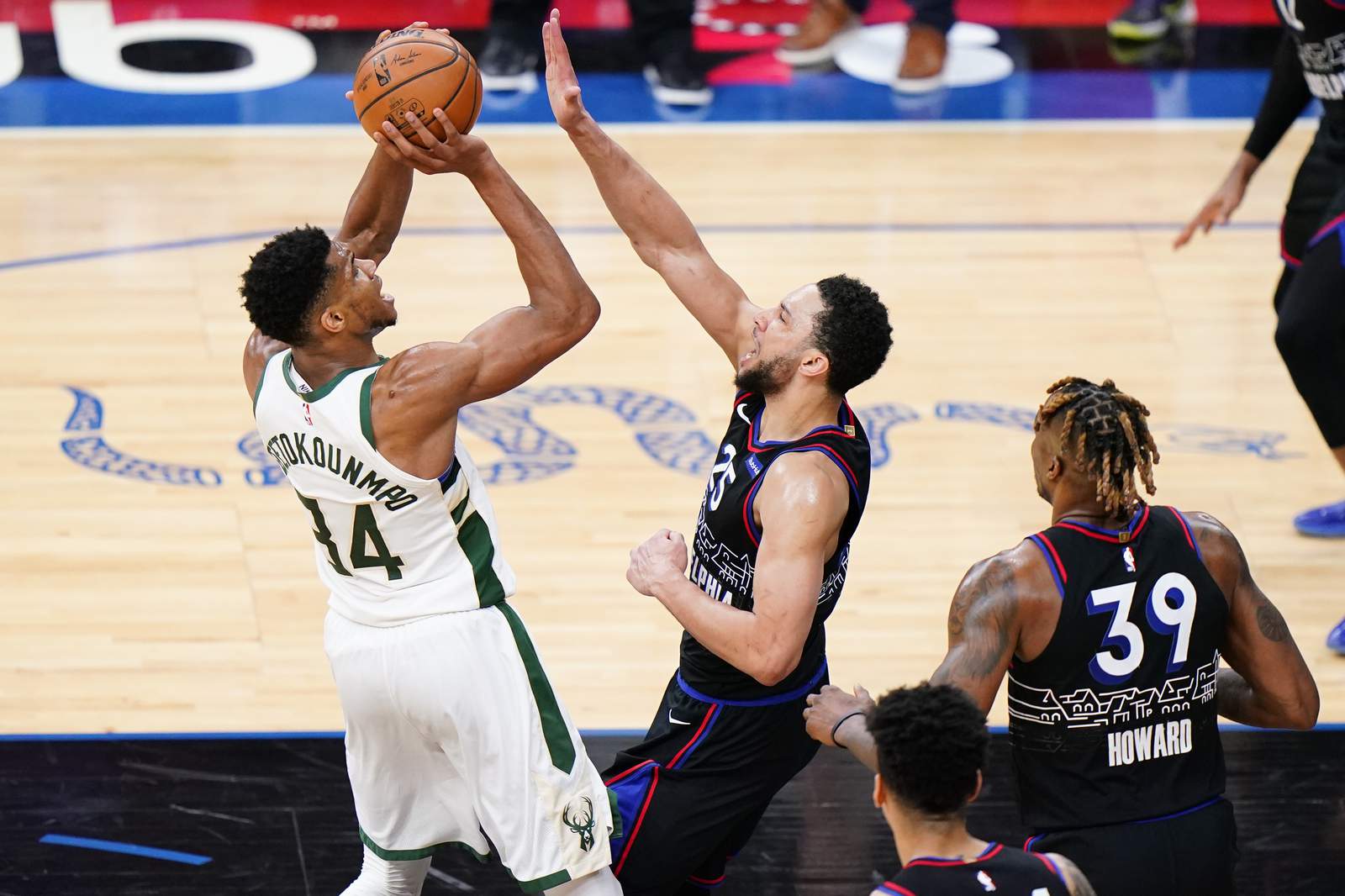 Giannis Antetokounmpo - Miwuakee Bucks - NBA