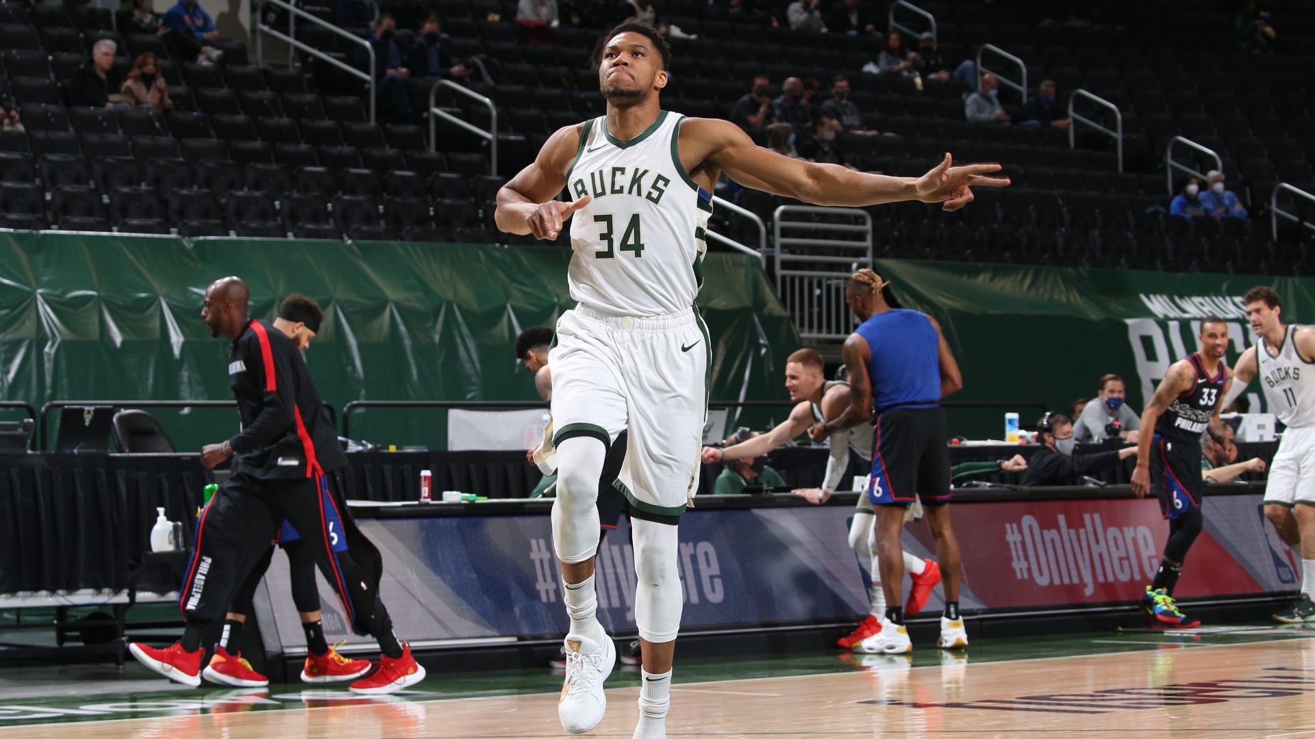 Giannis Antetokounmpo - Miwuakee Bucks - NBA