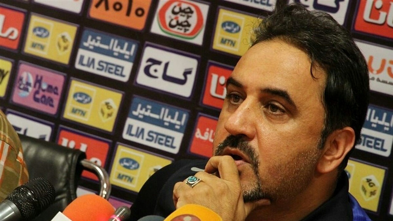 مجتبی خورشیدی: برخی می خواهند نفر خودشان بالای سر ماشین سازی باشد