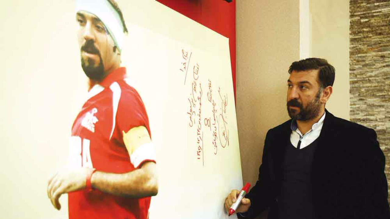 لقب های ماندگار فوتبال ایران؛ آقای بخیه!