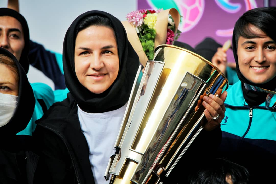 بهترین سرمربی لیگ برتر بانوان/ مریم جهان نجاتی بی ادعاتر از همیشه