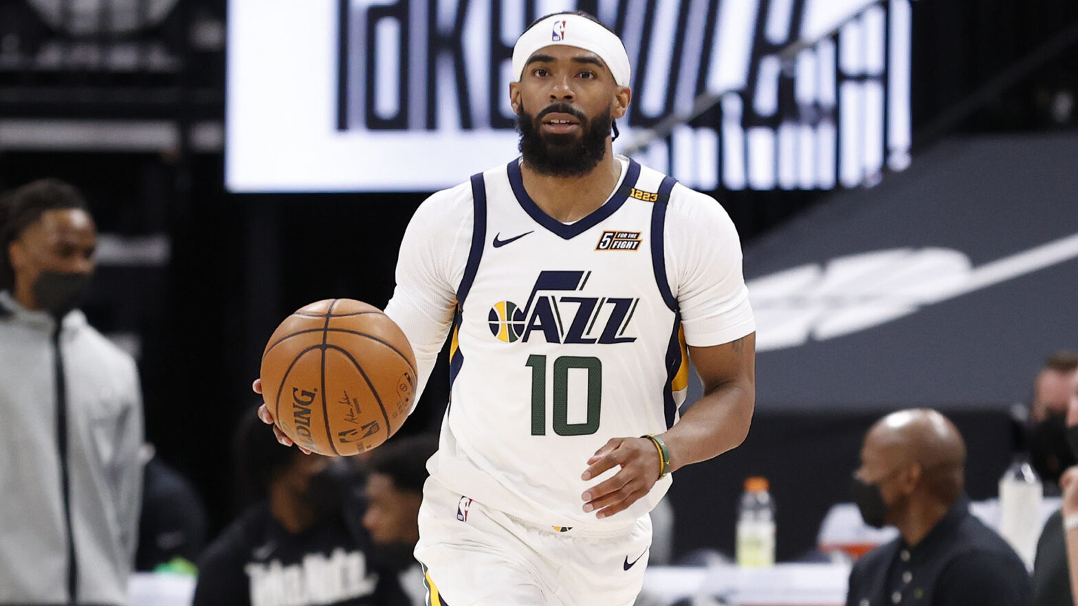 نقل و انتقالات NBA | کانلی با یوتا تمدید کرد؛ قرارداد پنج ساله جرت آلن با کلیولند