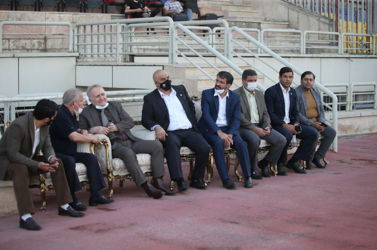 دیدار پرسپولیس و پیکان در حضور علی پروین و حسین کلانی / گزارش تصویری