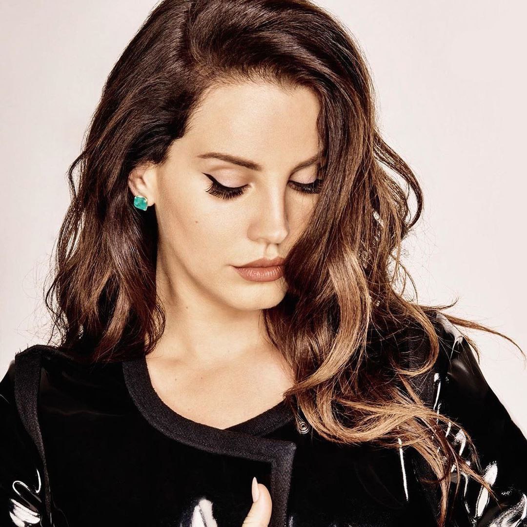 دانلود آهنگ White Mustang از Lana Del Rey با متن و ترجمه