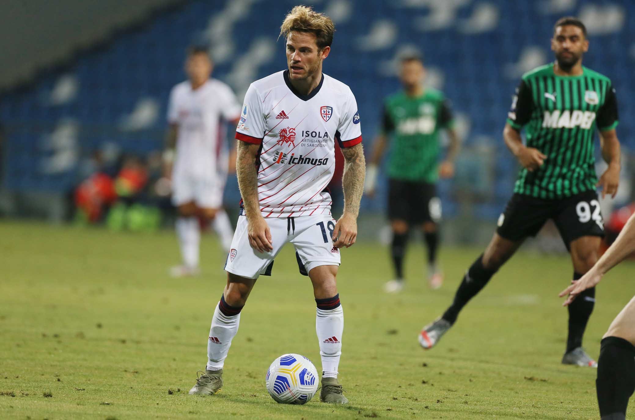 کالیاری/هافبک اروگوئه ای/Cagliari/uruguay midfielder