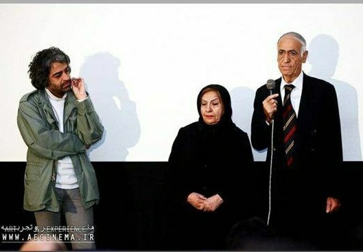 بابک خرمدین کارگردان تاتری که در شهرک اکباتان کشته و بعد مثله شد جسدش به وسیله پدر و مادرش ??