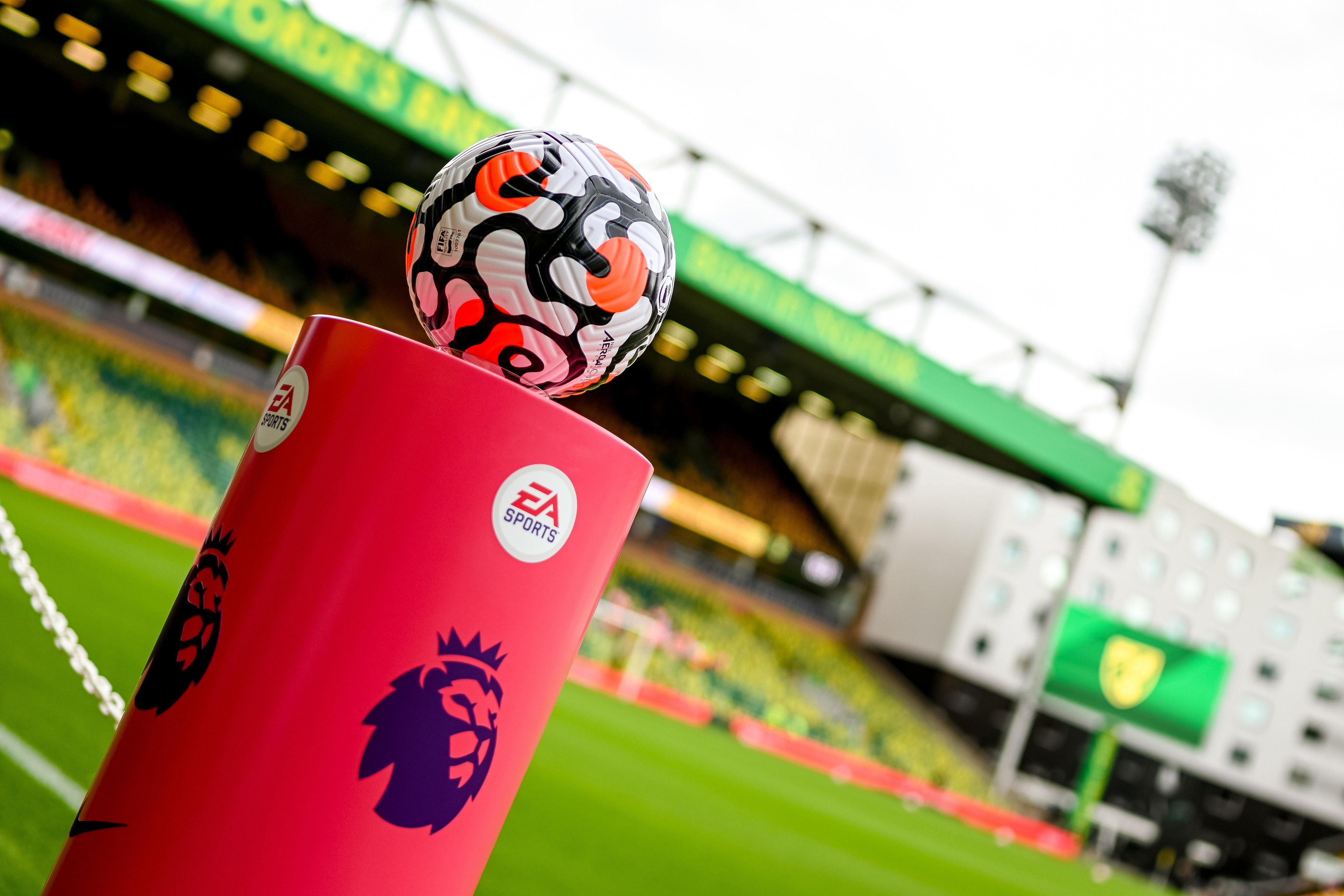 نوریچ سیتی / لیورپول