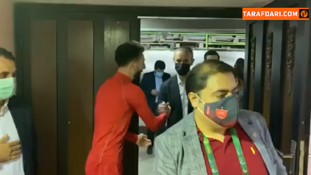 خوشحالی پرسپولیسی ها در رختکن بعد از پیروزی در دربی / فیلم