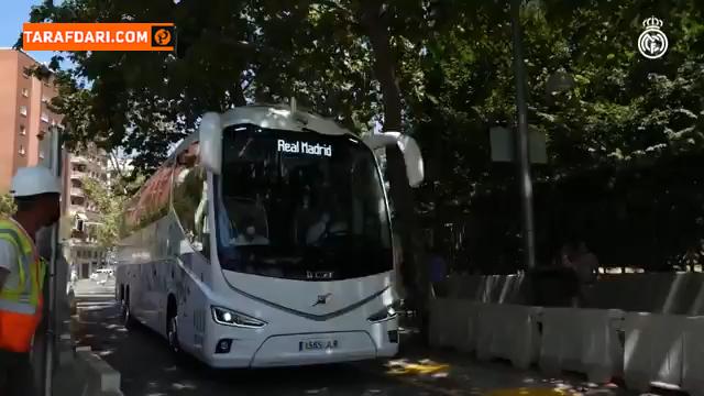 بازدید کارلو آنچلوتی به همراه بازیکنان رئال مادرید از روند نوسازی ورزشگاه سانتیاگو برنابئو / فیلم