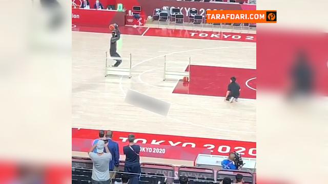 رونمایی از ربات بسکتبالیست در وقت استراحت بازی دو تیم فرانسه و آمریکا (المپیک توکیو 2020) / فیلم