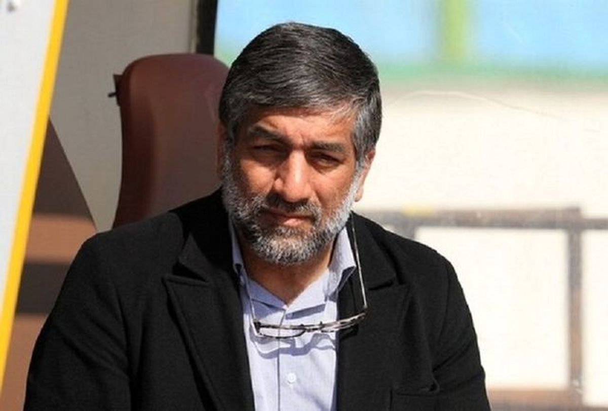 عیسی زاده: تمام قد پشت پورموسوی هستیم/ باید مشکلات بین خود ۲ باشگاه حل شود