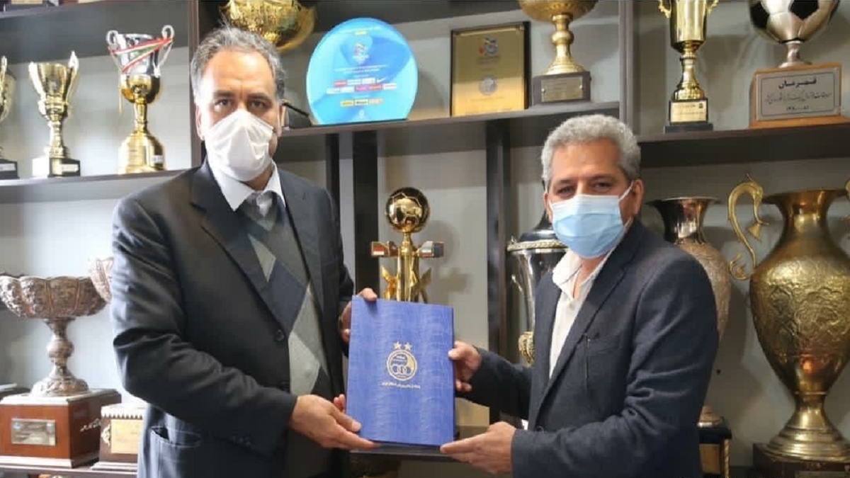 ناصر فریادشیران از مدیریت آکادمی استقلال استعفا کرد