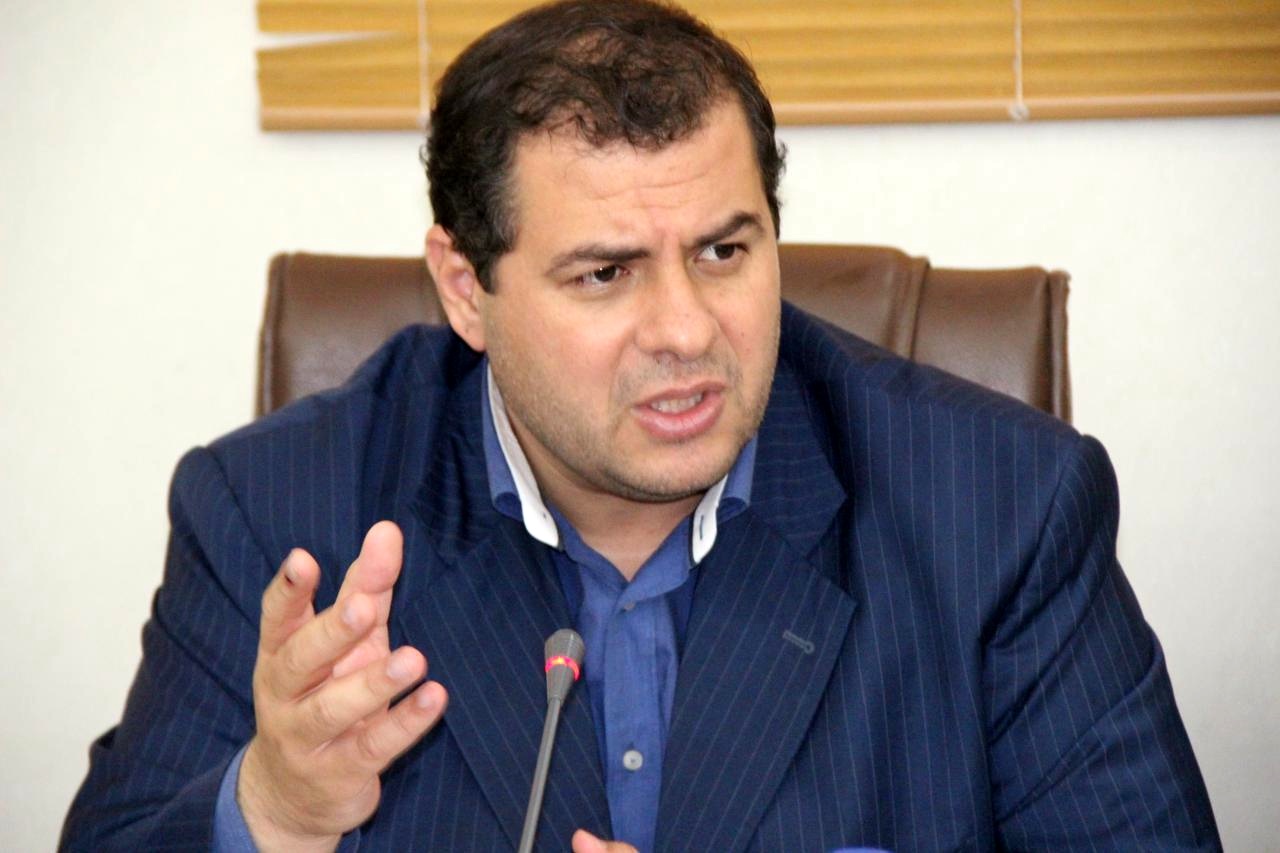 سعید نجاریان: می خواهند فوتسال عقب گرد داشته باشد/ ساختمان فوتسال دولتی نیست که آن را بفروشند