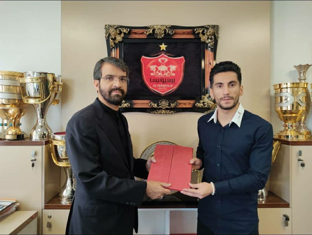 شیری: با هیچ باشگاهی مذاکره نکردم/ برای فینال آسیا از هواداران پرسپولیس عذر می خواهم