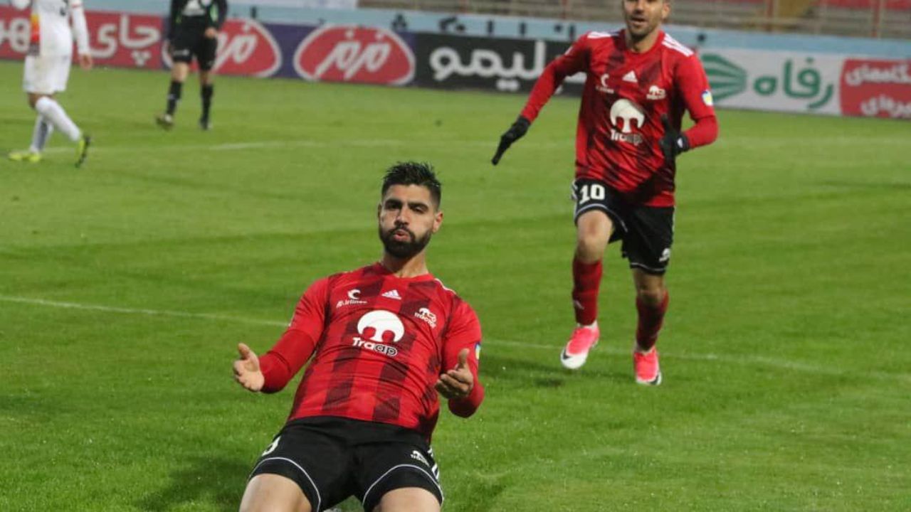 آغاز رسمی مذاکرات پرسپولیس با رضا اسدی /مدیران تراکتور مثل همیشه در خواب