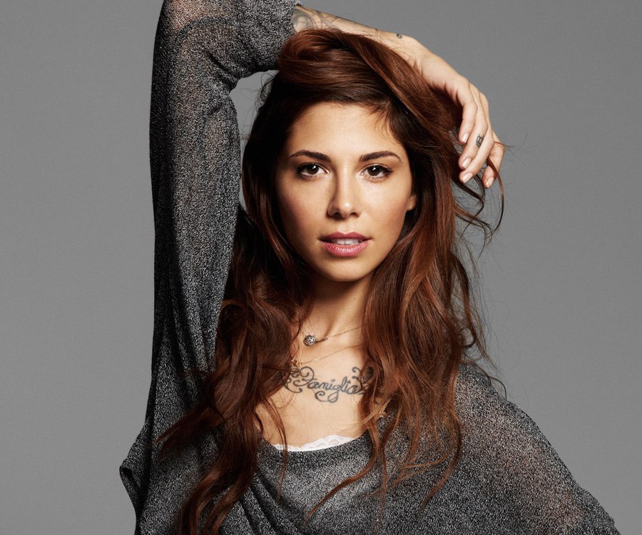 دانلود آهنگ human _christina perri
