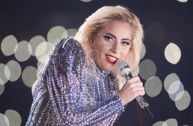 آهنگ Born This Way از Lady Gaga با متن و ترجمه